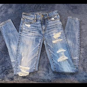 American eagle ripped jeans !